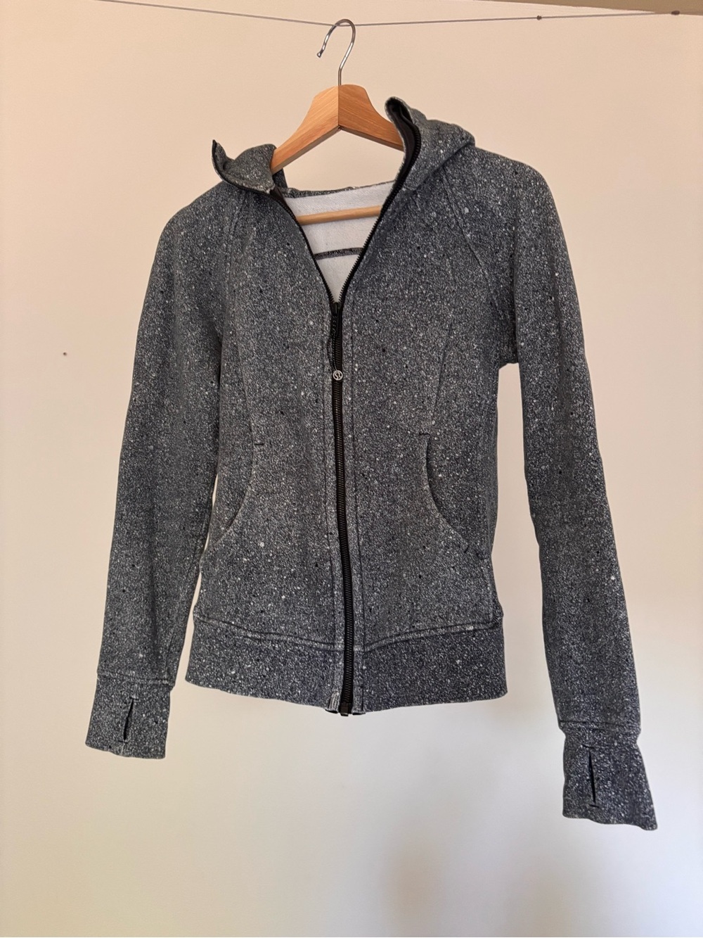 Lululemon Women's Speckled Gray Zip-Up Hooded Jacket